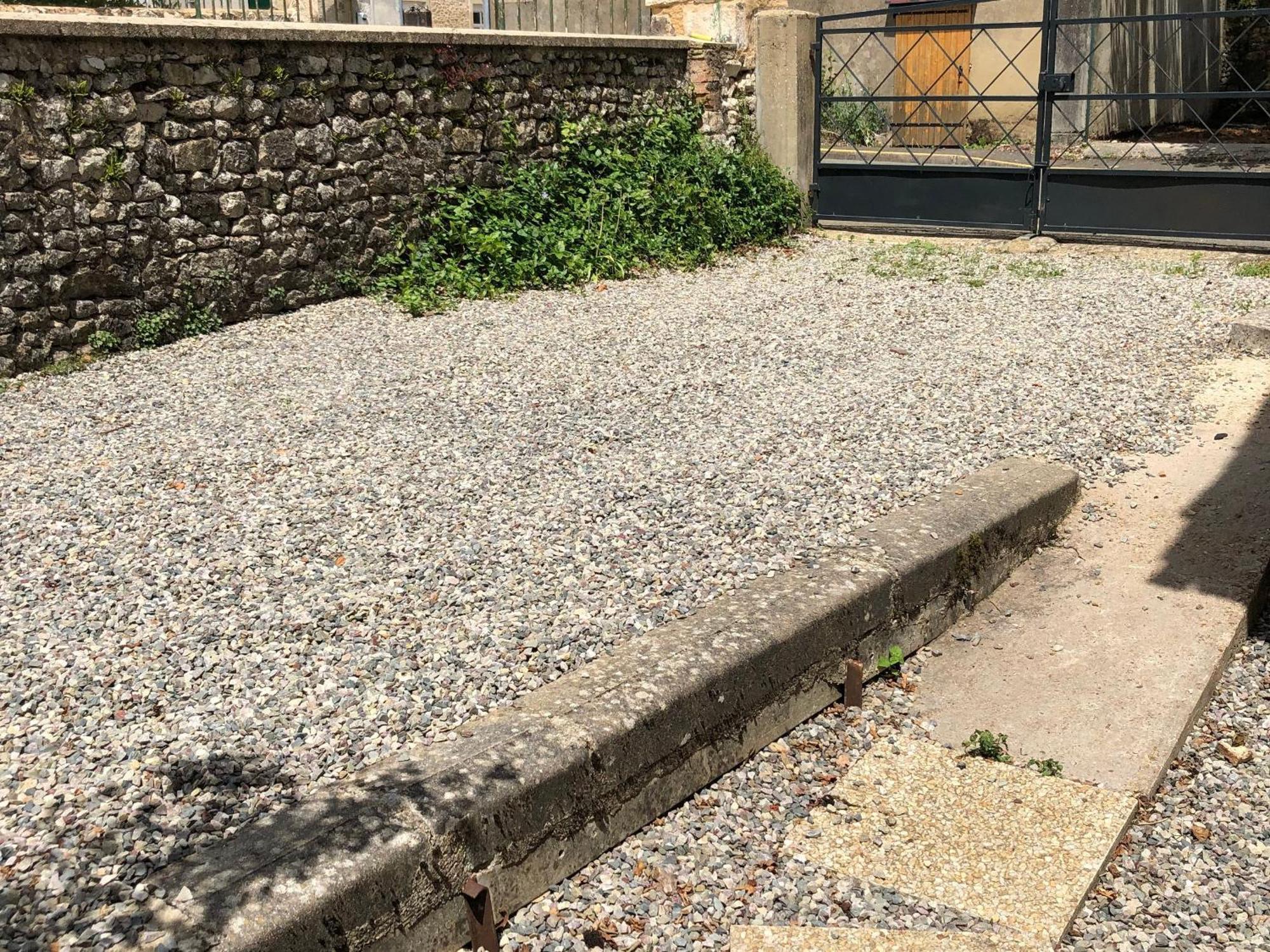 Maison De Village Avec Jardin, Parc Prive Et Box Fibre, Animaux Bienvenus, A 15 Min Du Mans - Fr-1-410-333 Mézières-sous-Lavardin エクステリア 写真