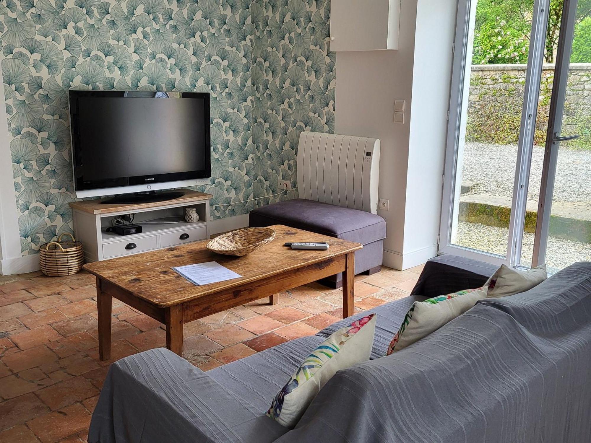 Maison De Village Avec Jardin, Parc Prive Et Box Fibre, Animaux Bienvenus, A 15 Min Du Mans - Fr-1-410-333 Mézières-sous-Lavardin エクステリア 写真